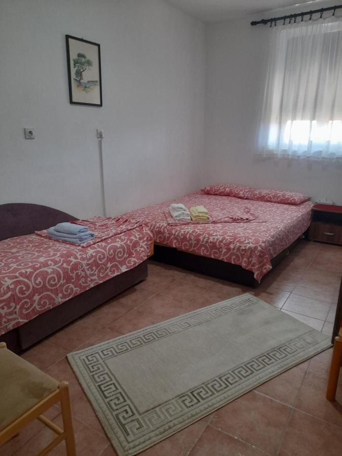 Apartman Sb Ulcinj Exterior photo